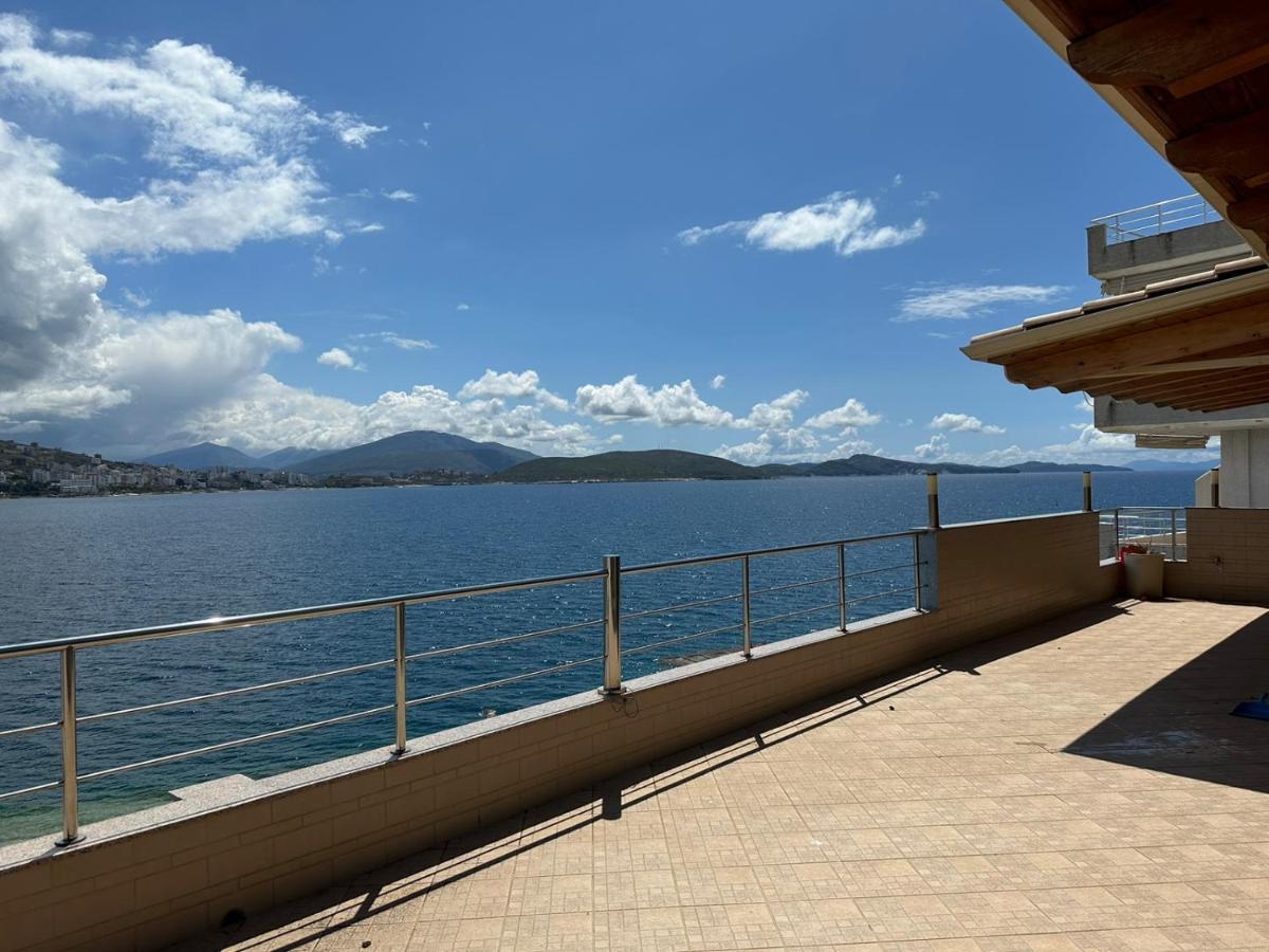 Апартаменти Penthouse Sea View Саранда Екстер'єр фото